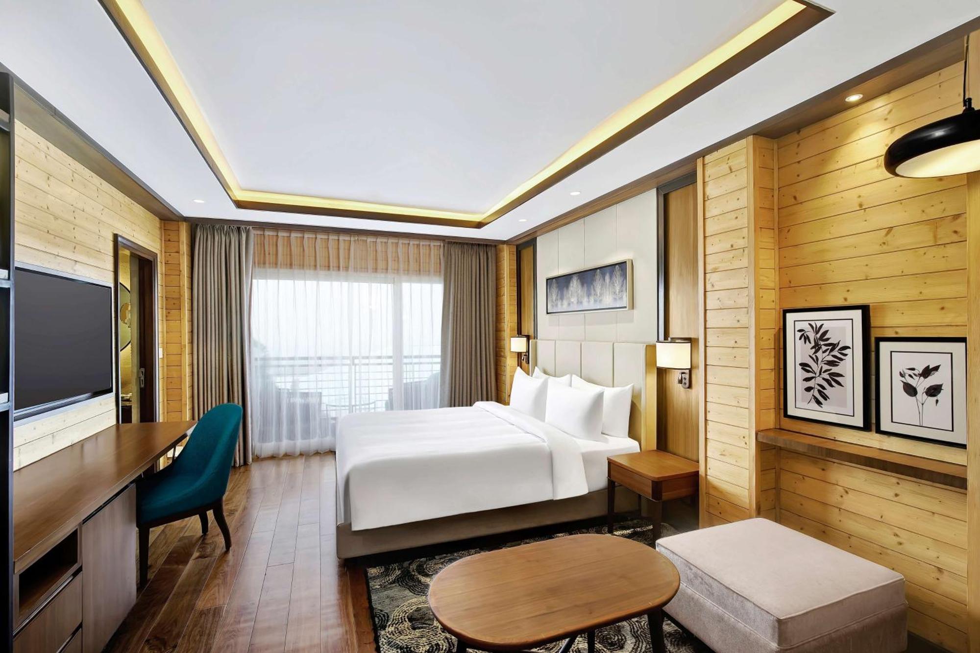 Radisson Blu Resort Dharamshala Ngoại thất bức ảnh
