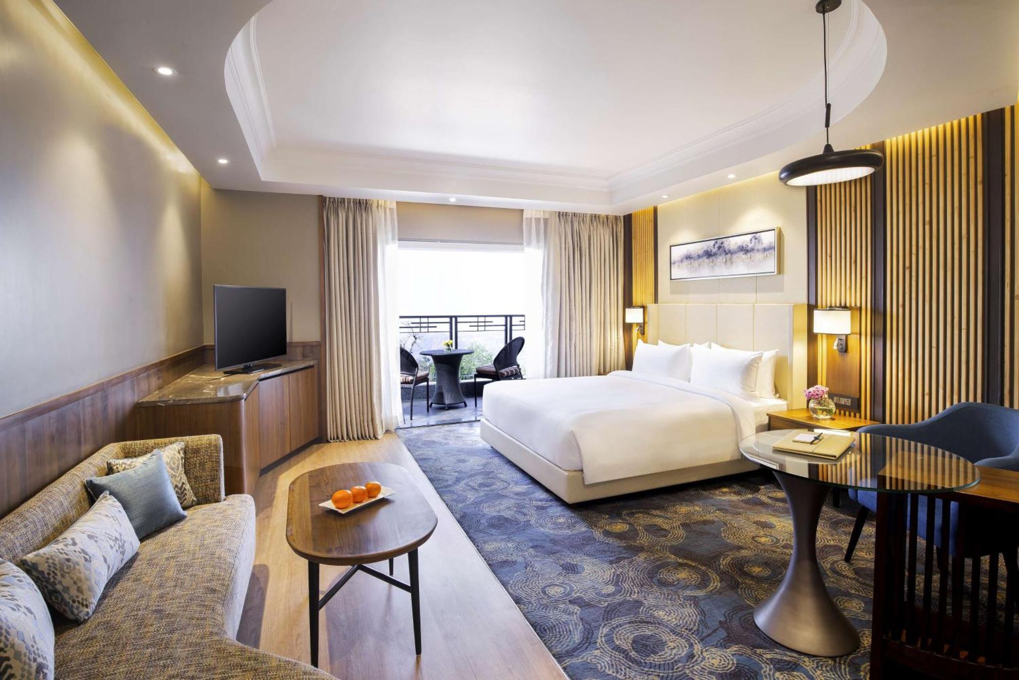 Radisson Blu Resort Dharamshala Ngoại thất bức ảnh