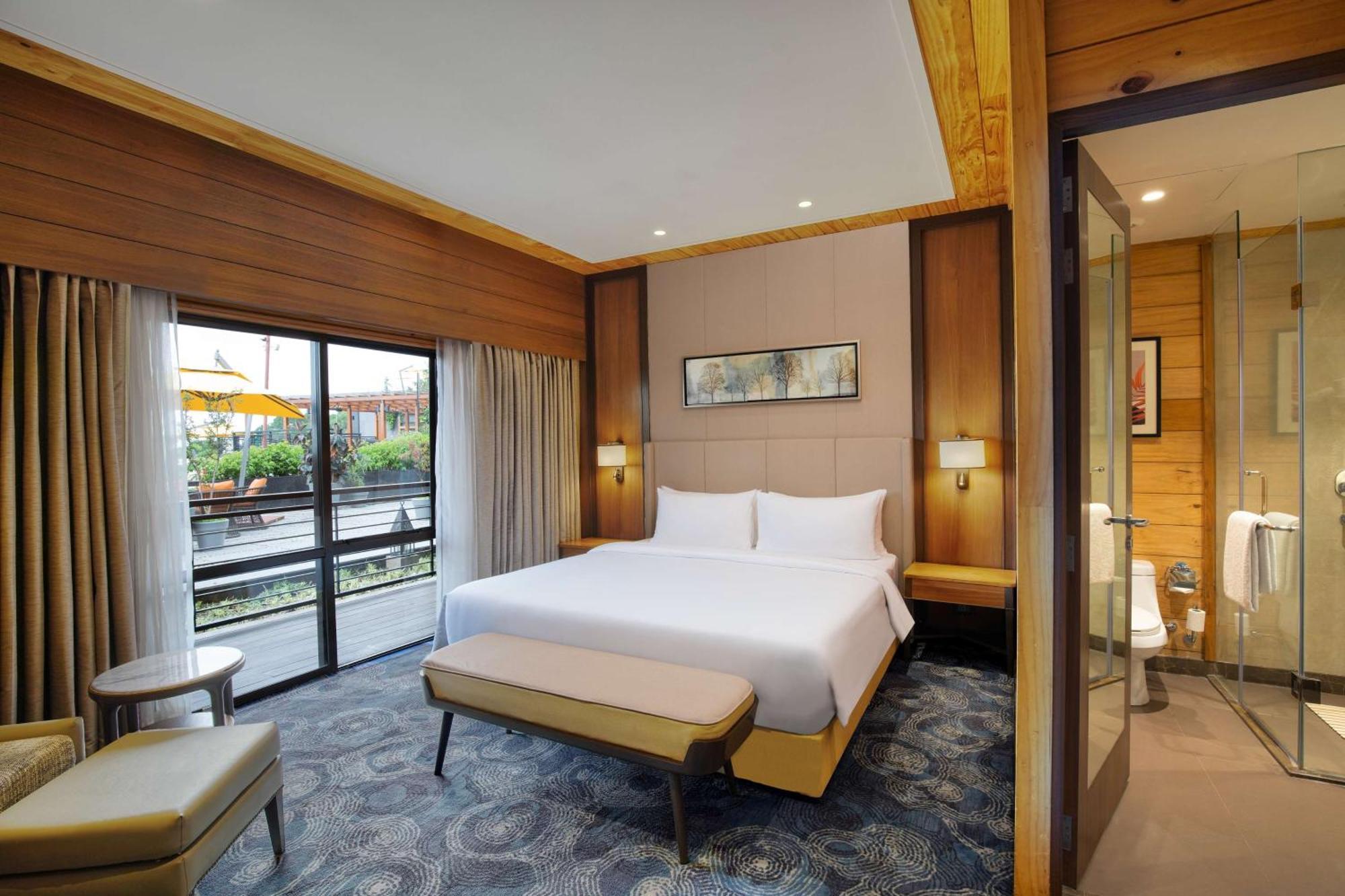 Radisson Blu Resort Dharamshala Ngoại thất bức ảnh